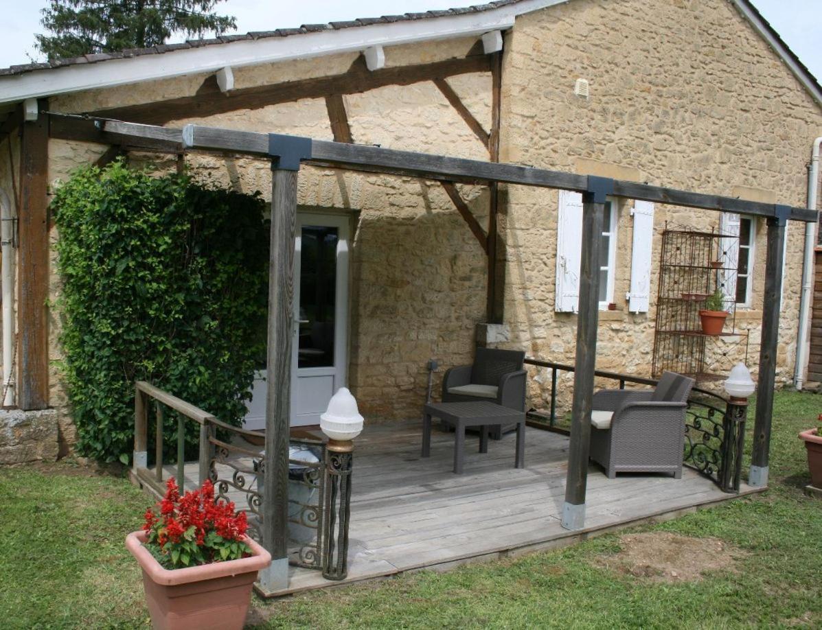 Domaine Des Hirondelles Villa Saint-Vincent-de-Cosse Bagian luar foto