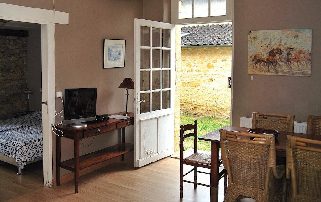 Domaine Des Hirondelles Villa Saint-Vincent-de-Cosse Ruang foto
