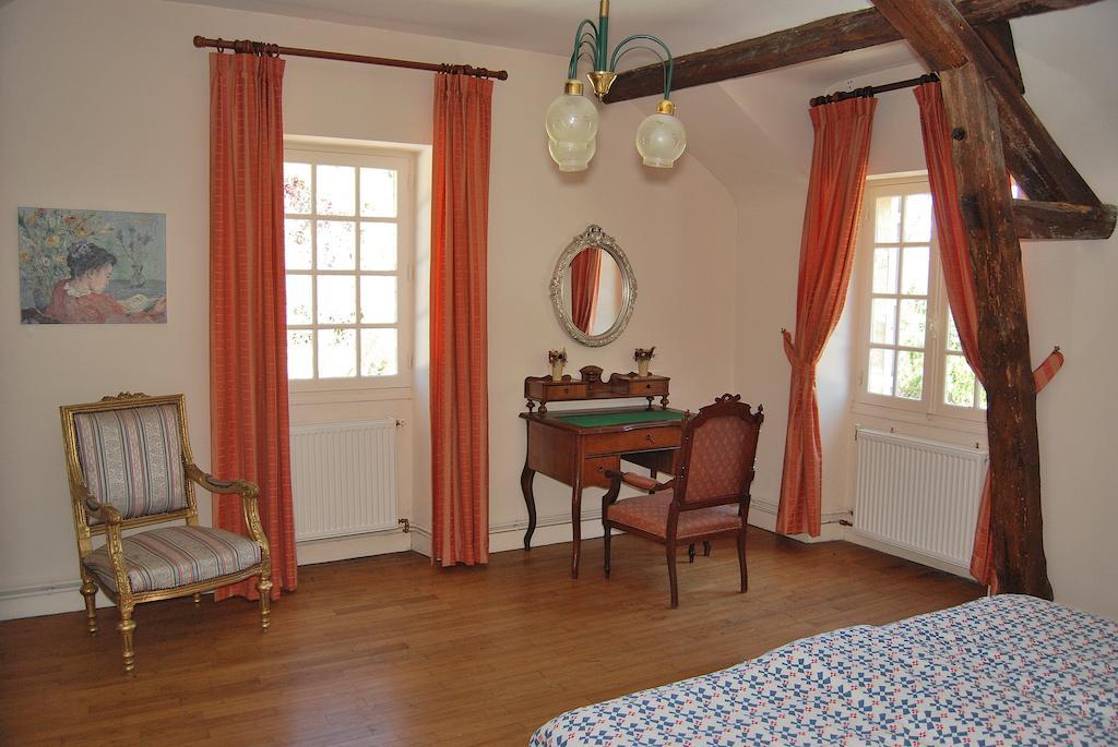 Domaine Des Hirondelles Villa Saint-Vincent-de-Cosse Ruang foto