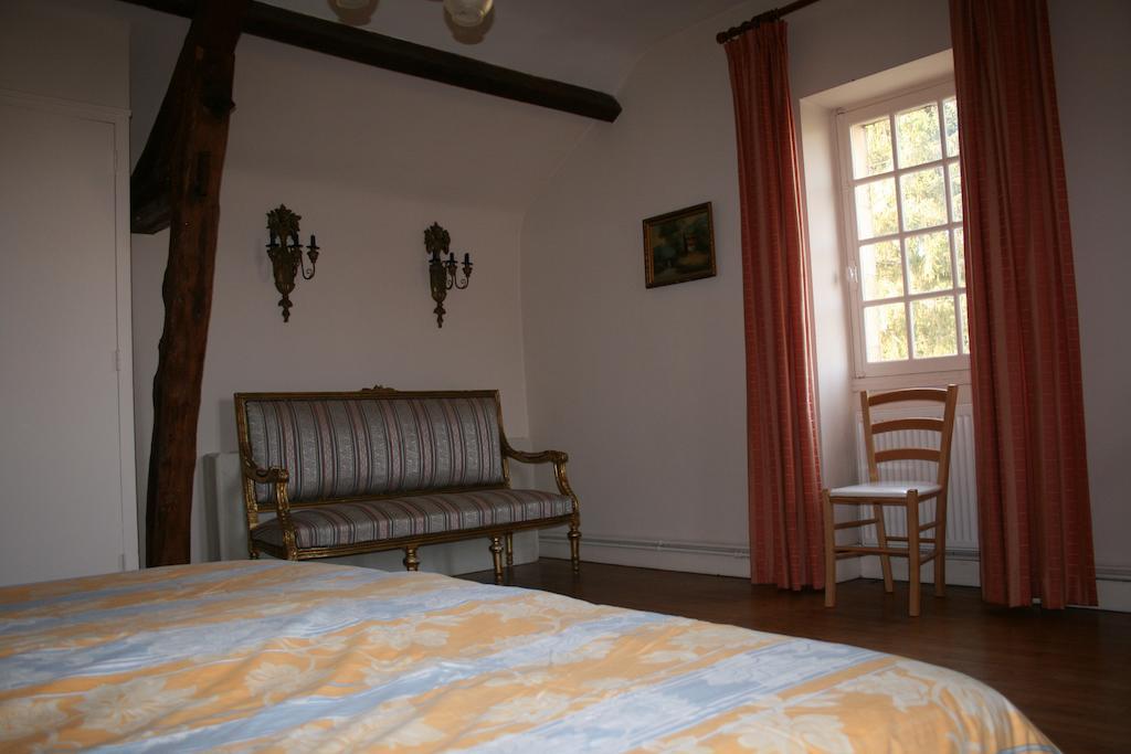 Domaine Des Hirondelles Villa Saint-Vincent-de-Cosse Ruang foto