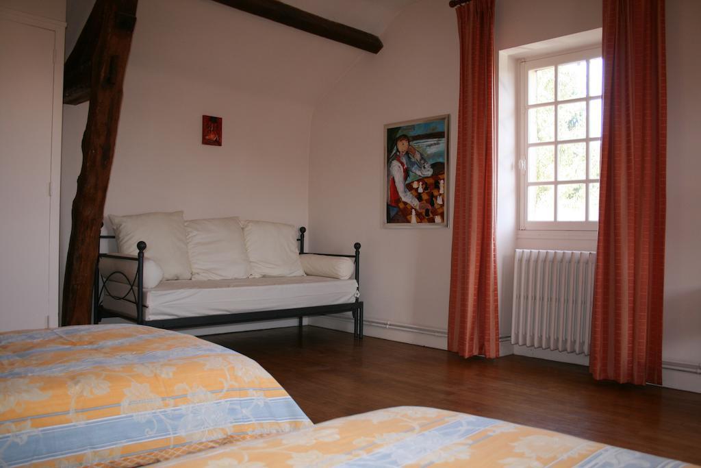 Domaine Des Hirondelles Villa Saint-Vincent-de-Cosse Bagian luar foto